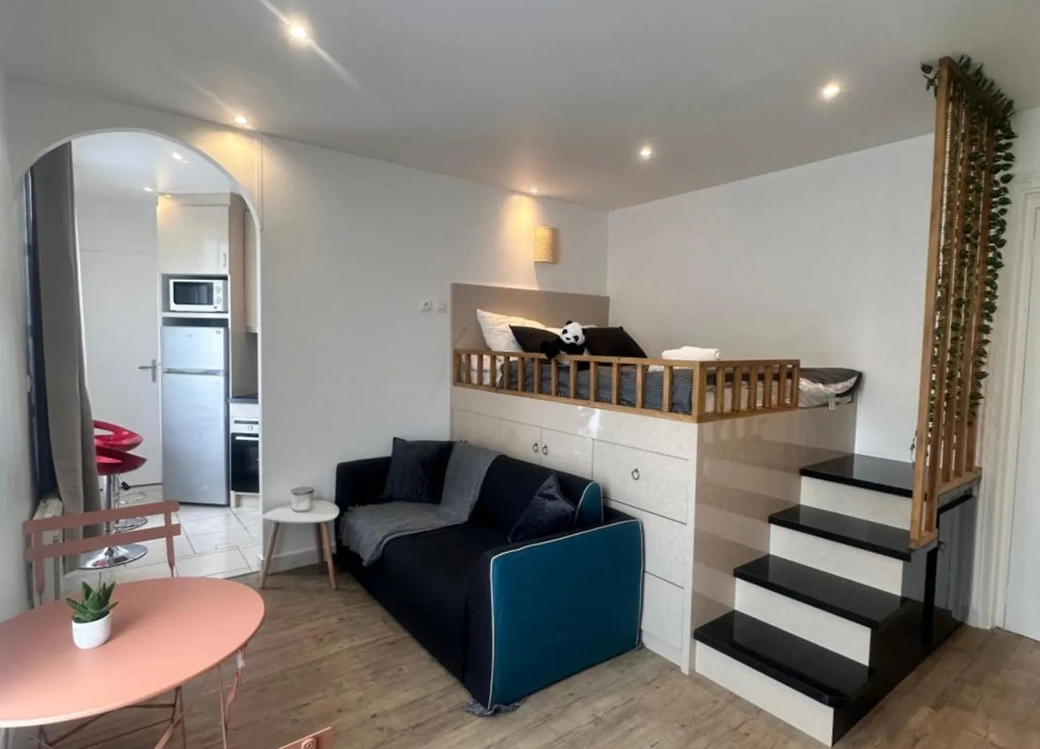 Apartment Belleville Paris France